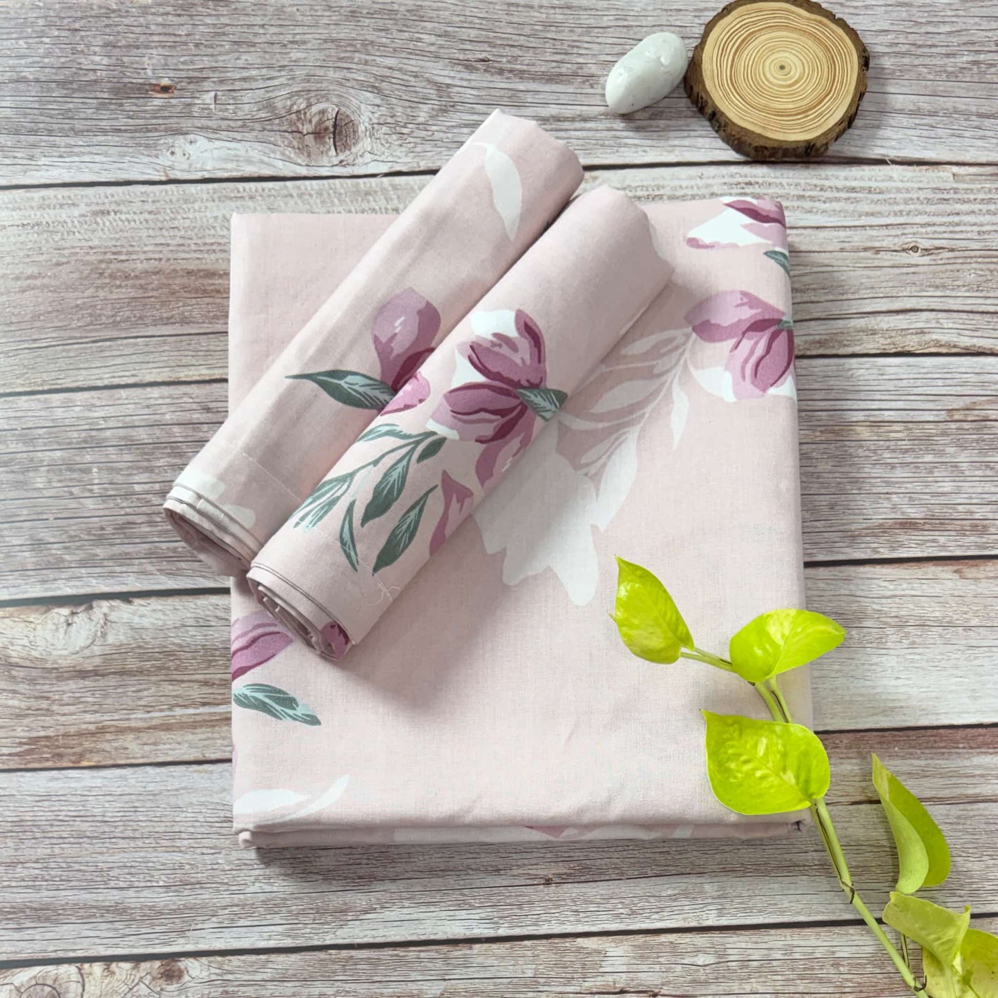 Light Lavender Floral Queen Size Bedsheet