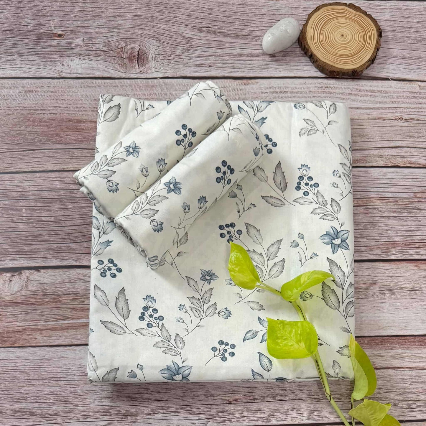 Small Floral blue Print Queen Size Bedsheet